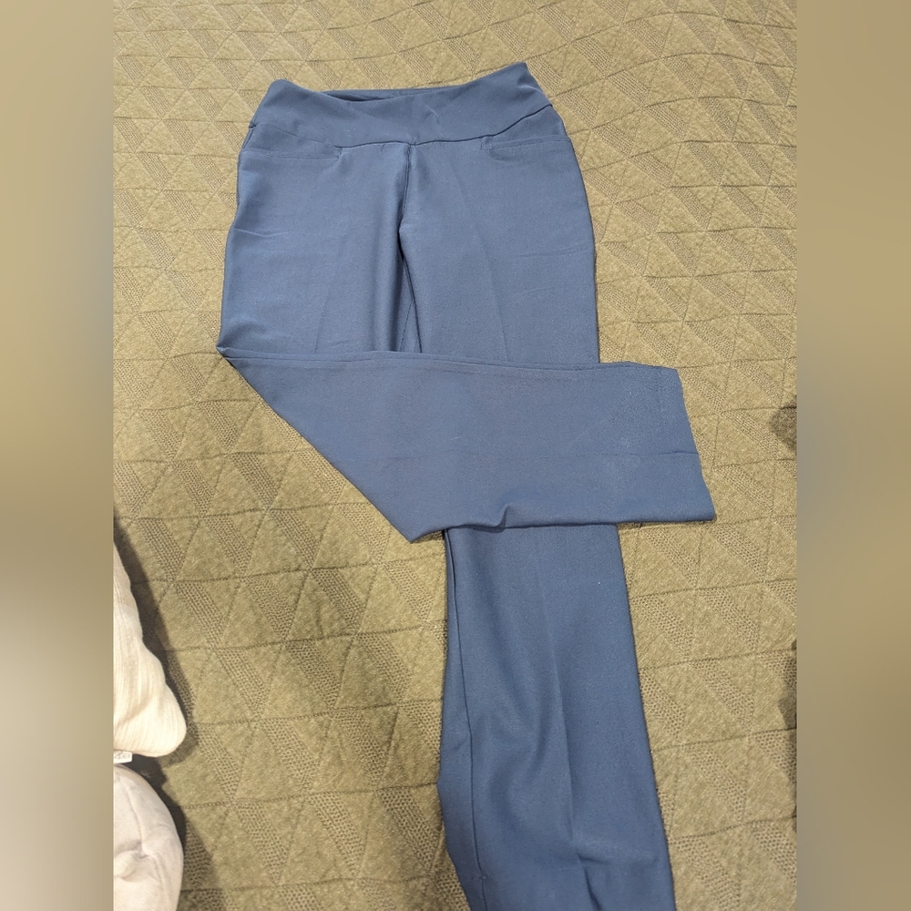 Adidas women's golf pants | Blue | Size Small